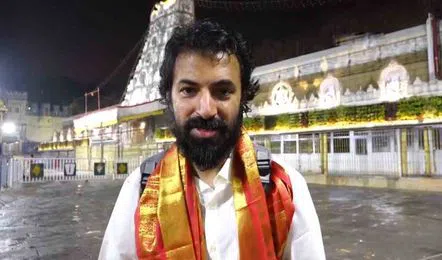 తిరుమల శ్రీవారిని దర్శించుకున్న కల్కి దర్శకుడు నాగ్ అశ్విన్