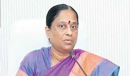 కేబినెట్ మీటింగ్‌కు వెళ్తూ.. అస్వ‌స్థ‌త‌కు గురైన మంత్రి కొండా సురేఖ‌
