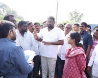 ఊట్కూర్ పీ హెచ్ సీ ని ఆకస్మికంగా తనిఖీ చేసిన కలెక్టర్