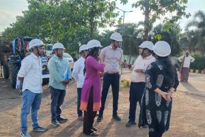 కలెక్టర్ జితేష్ వి. పాటిల్ మార్గదర్శకంలో విపత్తు ప్రణాళిక హ్యాండ్‌బుక్ రూపకల్పనకు ఇండియా హౌస్ బృందం విస్తృత పర్యటన