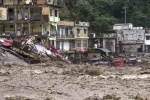 భారత్‌ను అతలాకుతలం చేస్తున్న ప్రకృతి విపత్తులు.