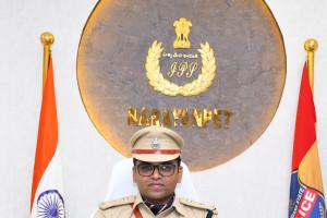 ఎన్నికల నామినేషన్ కేంద్రాల వద్ద పటిష్ట బందోబస్త్ ఏర్పాటు.జిల్లా ఎస్పీ