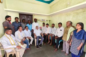 చింత వెంకన్న ను పరామర్శించిన 