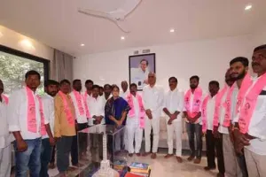  నర్సాపూర్‌లో కాంగ్రెస్‌కు భారీ షాక్.. 