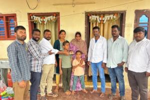 స్నేహితునికి మేము సైతం..