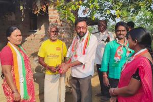 గ్రామ ప్రజలు ఆశీర్వదిస్తే గ్రామ అభివృద్ధికి కృషి చేస్తాం