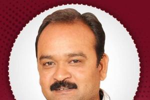 Cameraman Dies During KTR’s Protest March in Jeedimetla