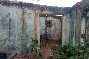  విధులకు హాజరు కాని వార్డెన్ సస్పెండ్ చేయాలి SFI