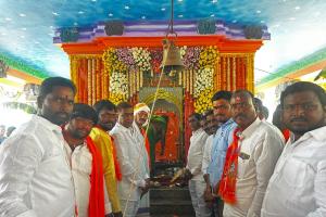 భక్తి మనసుకు బలం, సమాజానికి ఐక్యత